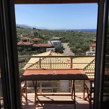 度假居 12 Lefktro House 卡德哈米利