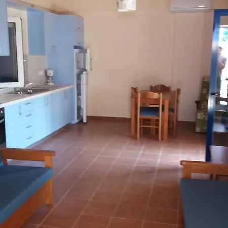 12 Lefktro House Kardamyli
